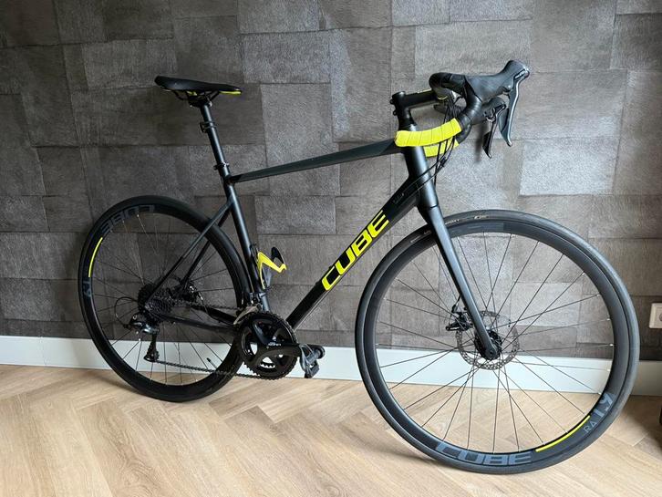 Cube Attain Pro Disc **58**, Fietsen en Brommers, Fietsen | Racefietsen, Zo goed als nieuw, Heren, Overige merken, 15 tot 20 versnellingen