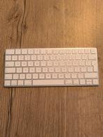 Apple Magic Keyboard A1644, Computers en Software, Toetsenborden, Ophalen, Multimediatoetsen, Zo goed als nieuw, Draadloos
