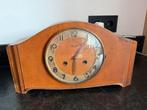 Antieke Schouwklok met Sleutel, Ophalen of Verzenden