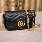 Zwarte handtas met ketting - Nieuw Gucci, Sieraden, Tassen en Uiterlijk, Tassen | Damestassen, Ophalen of Verzenden, Nieuw, Zwart
