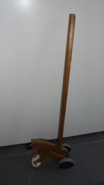 oud houten speelgoed, Ophalen