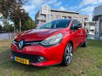 Renault Clio 0.9 TCE 90 5D ECO 2013 Rood, Auto's, Renault, Voorwielaandrijving, 898 cc, Stof, Zwart