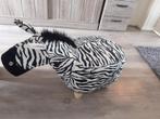 Super leuke poef in de vorm van een zebra, Huis en Inrichting, Minder dan 50 cm, Rond, Minder dan 50 cm, Ophalen of Verzenden