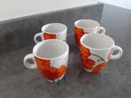 4 koffie mokken met klaproos, Huis en Inrichting, Keuken | Servies, Ophalen, Zo goed als nieuw, Overige stijlen, Kop(pen) en/of Schotel(s)