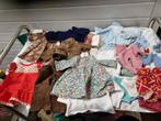 poppenkleertjes twee maten jaren 70, Verzamelen, Poppen, Ophalen of Verzenden