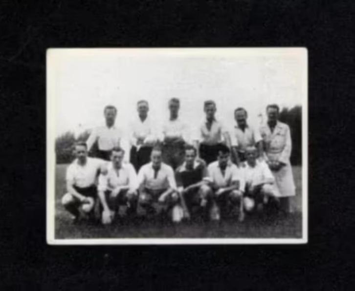 Voetbalplaatje HFC Haarlem 1951-1952., Verzamelen, Overige Verzamelen, Zo goed als nieuw, Ophalen of Verzenden
