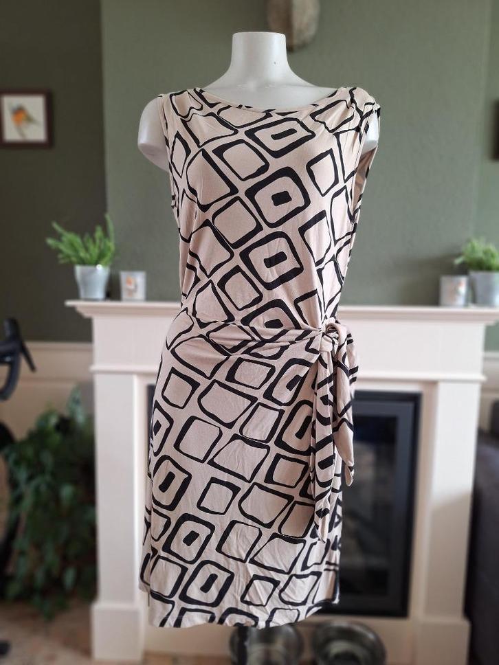 Blaumax prachtige beige zwarte jurk L 42 Gratis Verzenden !, Kleding | Dames, Jurken, Zo goed als nieuw, Maat 42/44 (L), Beige