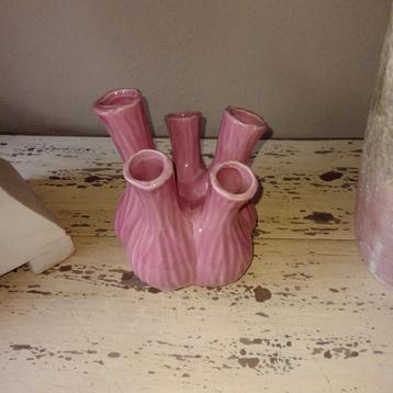 Rose roze vaas nieuw beschikbaar voor biedingen