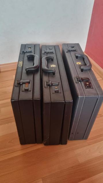 Vintage Aktetas - Zwart - Met Slot beschikbaar voor biedingen