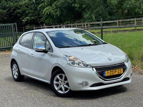Peugeot 208 1.2 VTi Style /Navi/Airco/5-Deurs/, Auto's, Peugeot, Bedrijf, Te koop, ABS, Airbags, Airconditioning, Boordcomputer