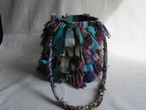 meerkleurige patchwork / tapijt / ruches tas, Sieraden, Tassen en Uiterlijk, Tassen | Damestassen, Zo goed als nieuw, Shopper