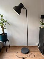 IKEA Hektar vloerlamp - Stijlvol en functioneel, Ophalen, Zo goed als nieuw, Metaal, 150 tot 200 cm