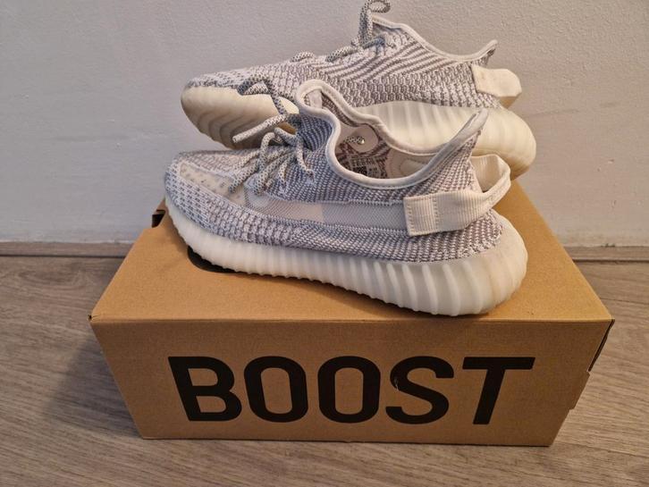 Yeezy Boost 350 V2 Static, Kleding | Heren, Schoenen, Zo goed als nieuw, Sneakers of Gympen, Wit, Ophalen of Verzenden