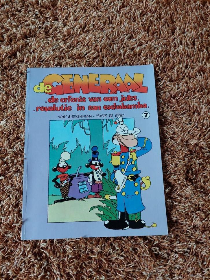 Strips (2) Garfield en de Generaal,, Boeken, Strips | Comics, Zo goed als nieuw, Meerdere comics, Europa, Ophalen of Verzenden