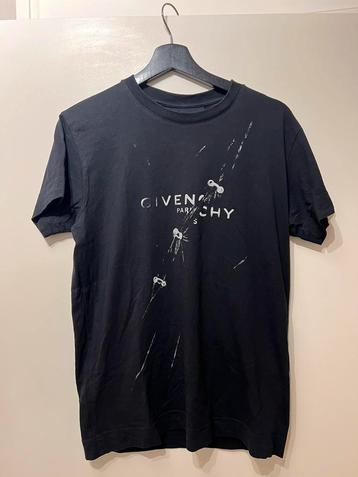 Givenchy shirt origineel in goeie staat ook als nieuw beschikbaar voor biedingen