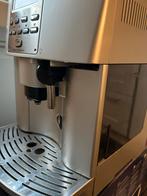 Defecte DēLonghi Magnifica Koffiebonenmachine, Witgoed en Apparatuur, Koffiezetapparaten, Ophalen, Afneembaar waterreservoir, Gebruikt
