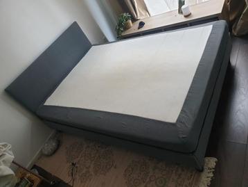 DEZE WEEK WEG SABOVIK boxspring bed 140 x 200 cm