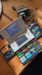 Nintendo DS Lite met oplader en diverse games, Spelcomputers en Games, Spelcomputers | Nintendo DS, Ophalen of Verzenden, Gebruikt