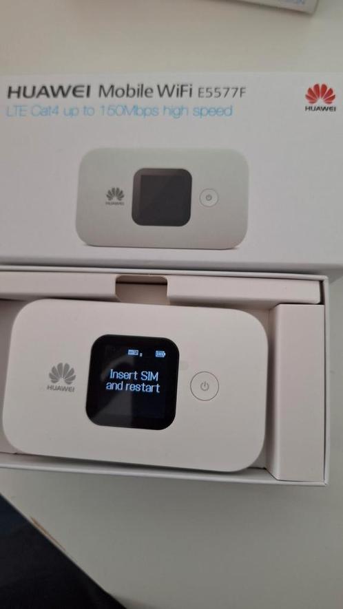Router - Huawei E5577FS-932, Computers en Software, Routers en Modems, Gebruikt, Router, Ophalen of Verzenden