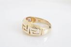 14 Karaat Gouden Ring met Meanderpatroon, Ophalen of Verzenden, Zo goed als nieuw, 17 tot 18, Dame
