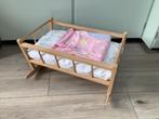 Houten poppenbedje met matrasje en deken., Ophalen, Zo goed als nieuw, Minder dan 140 cm, Minder dan 70 cm