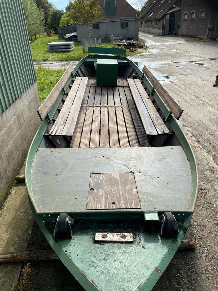 Tuindersvlet met Volvo penta 2000 serie inboard diesel, Hobby en Vrije tijd, Knutselen, Gebruikt, Gereedschap of Toebehoren, Ophalen