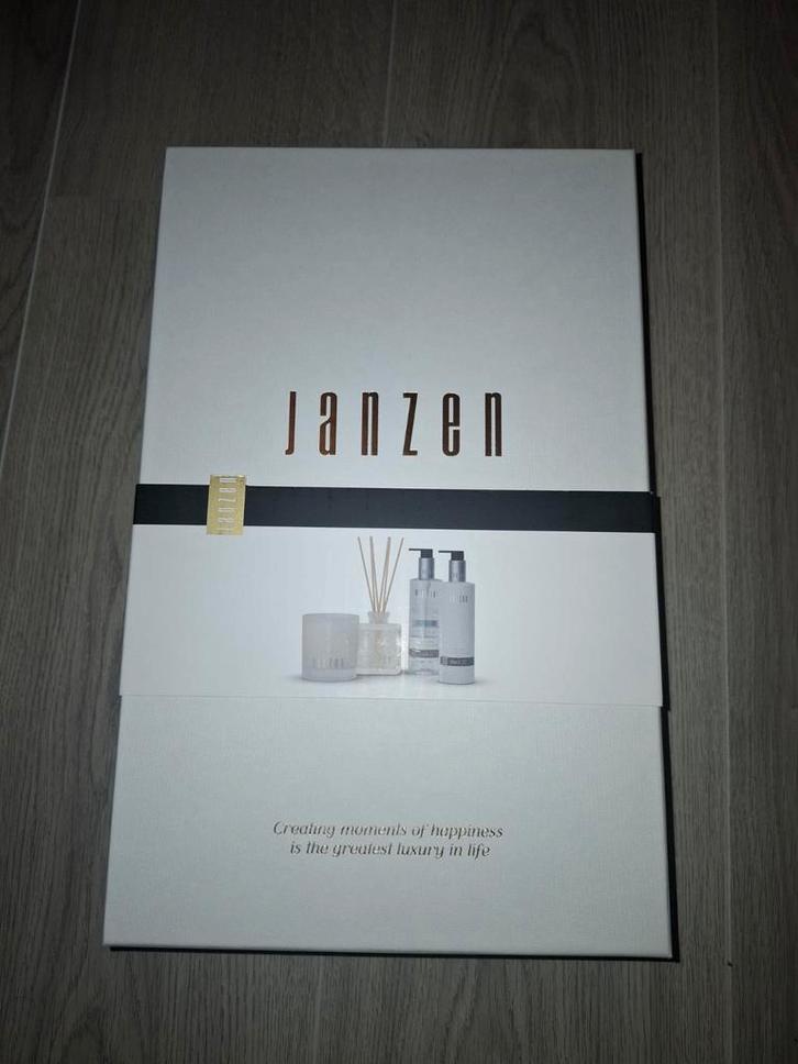 Janzen Black 22 Cadeauset - Nieuw, Sieraden, Tassen en Uiterlijk, Uiterlijk | Lichaamsverzorging, Nieuw, Overige typen, Ophalen of Verzenden