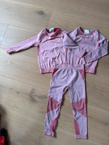 Thermo Ondergoed Set 3x shirt/2x broek Maat 98-104 beschikbaar voor biedingen