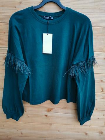 Bershka sweatshirt met veertjes mt. XS-S  beschikbaar voor biedingen