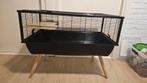 Hamster kooi, zwart met houten poten, Ophalen, 60 tot 90 cm, Zo goed als nieuw, 75 tot 110 cm