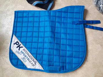 PK full dressuur dekje beschikbaar voor biedingen