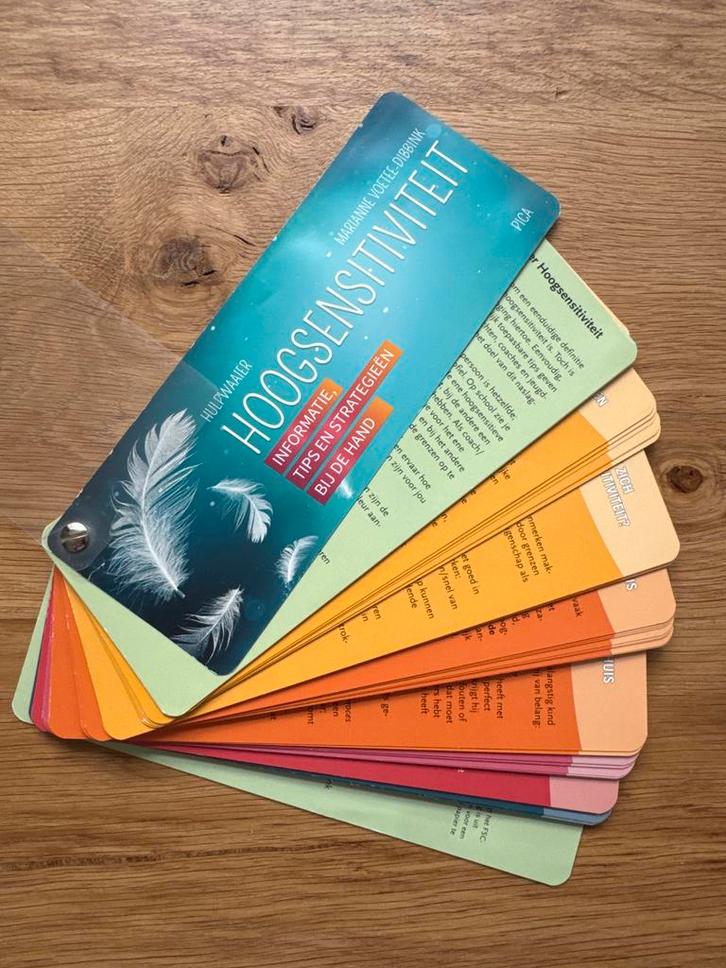 Hulpwaaier Hoogsensitiviteit - Marianne Voetee-Dibbink, Boeken, Advies, Hulp en Training, Gelezen, Ophalen of Verzenden