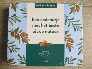 Helemaal nieuw; Luxe Holland & Barrett Argan Beauty Giftset beschikbaar voor biedingen