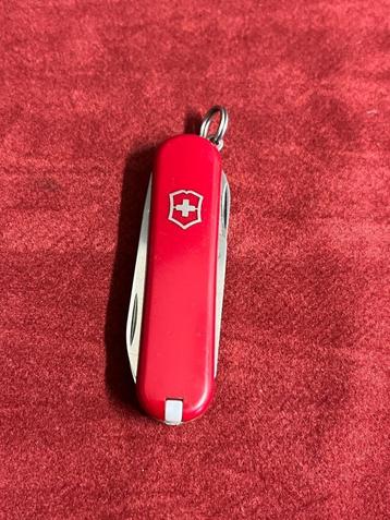 Victorinox Classic SD zakmes, Swiss Made . beschikbaar voor biedingen