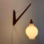 Mid Century Deens design hengelwandlamp, Ophalen of Verzenden, Gebruikt, Glas, Vintage Deens design