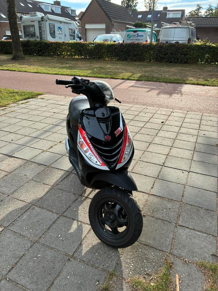 Piaggio zip 70cc, Fietsen en Brommers, Scooters | Piaggio, Gebruikt, Zip, Maximaal 25 km/u, Tweetakt, Ophalen