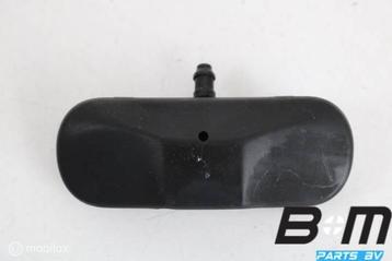 Ruitensproeier links of rechts VW Golf 5 5M0955985C beschikbaar voor biedingen