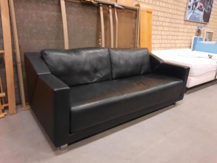 Rolf Benz 2,5 zits bank met zwart leren bekleding, Huis en Inrichting, Banken | Bankstellen, Gebruikt, Rechte bank, Driepersoons