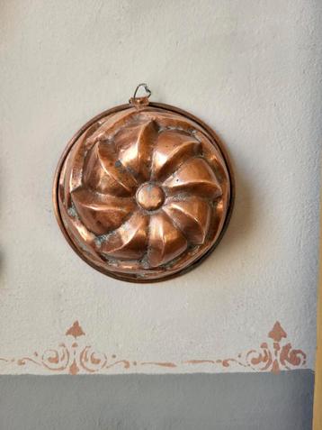 Antieke Koperen Puddingvorm  beschikbaar voor biedingen