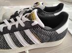 ADIDAS SUPERSTAR DAMES NIEUW , MAAT 38/5 ZIE BESCHRIJVING, Kleding | Dames, Schoenen, Ophalen of Verzenden, Blauw, Adidas, Sneakers of Gympen
