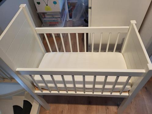 Kidsmill Wieg Noa Mat Wit, Kinderen en Baby's, Babywiegjes en Ledikanten, Zo goed als nieuw, Wieg, Ophalen