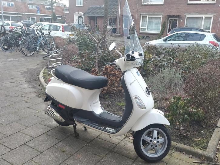 Vespa LX50, Fietsen en Brommers, Brommers | Vespa, Gebruikt, Overige modellen, Maximaal 45 km/u, Ophalen