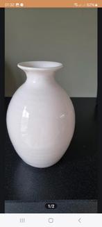 Roomwitte vaas, Ophalen of Verzenden, Zo goed als nieuw, Glas, Minder dan 50 cm