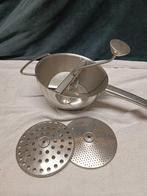 RVS paseerzeef met 3  verschillende modellen schijven., Ophalen, Zo goed als nieuw