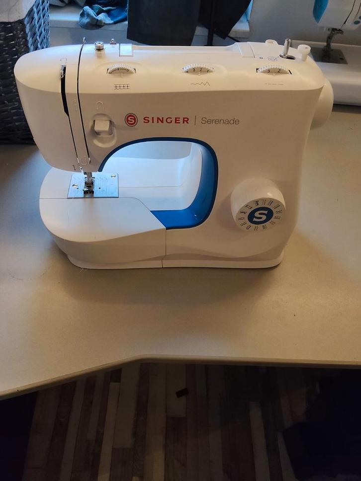 Singer Serenade Naaimachine, Hobby en Vrije tijd, Naaimachines en Toebehoren, Zo goed als nieuw, Naaimachine, Singer, Ophalen of Verzenden