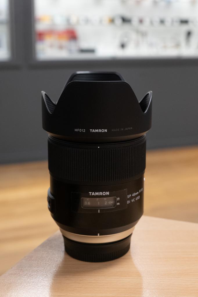 Tamron 45mm /1.8 Di VC USD Nikon F (Hoogeveen), Audio, Tv en Foto, Fotografie | Lenzen en Objectieven, Zo goed als nieuw, Standaardlens