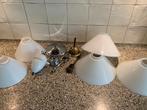 hang lampen van melkglas en katrollen., Huis en Inrichting, Lampen | Hanglampen, Glas, Ophalen of Verzenden, Zo goed als nieuw