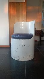 Tom-o-Tom chair, Ophalen, Eén