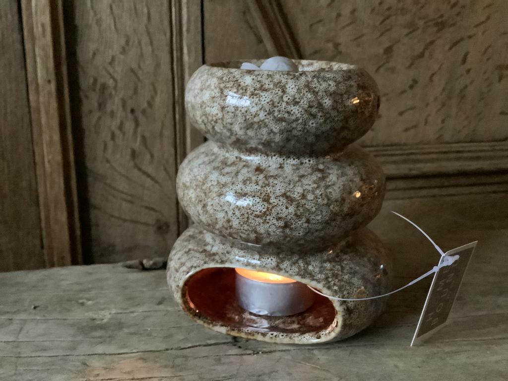 NIEUW geurbrander gestapelde stenen voor olie of wax melt, Huis en Inrichting, Woonaccessoires | Kandelaars en Kaarsen, Ophalen of Verzenden
