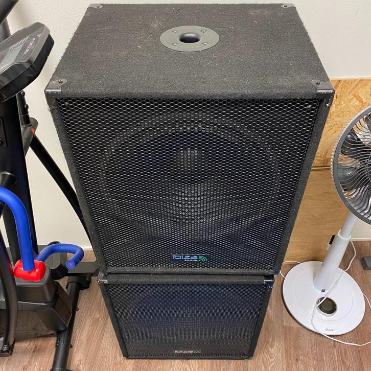 2x Actieve 15" Subwoofers – Ibiza SUB15A – Plug & Play, Audio, Tv en Foto, Luidsprekers, Zo goed als nieuw, Subwoofer, 120 watt of meer
